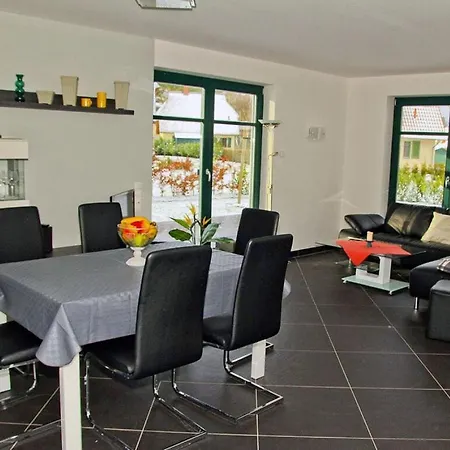 Rebecka Comfortable Nyaraló *